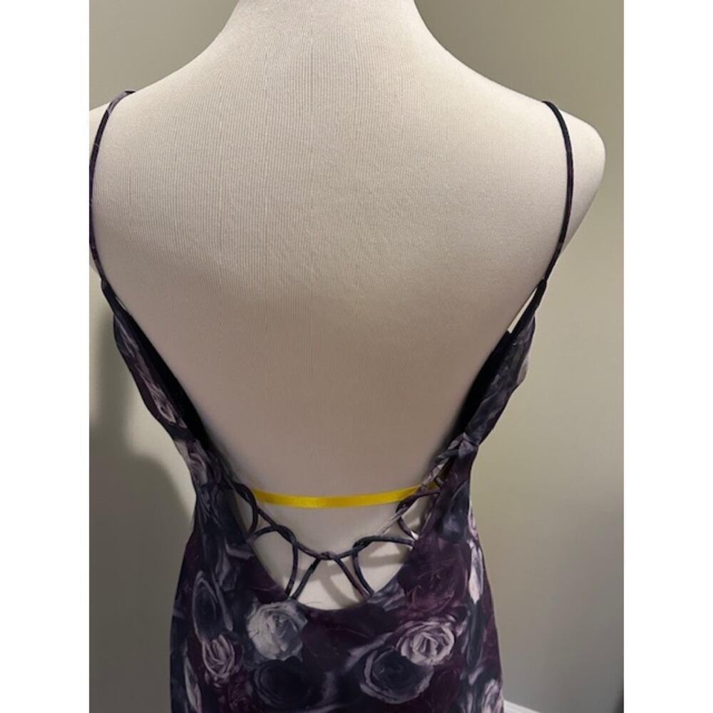 Niki Livas Y2k Whimsygoth Purple Floral Low Back Prom Gown Dress Sz Small EUC - Picture 4 of 6